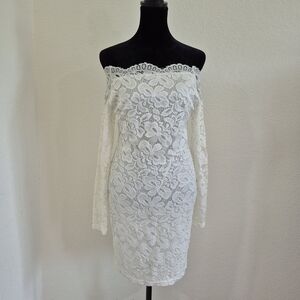 Off-Shoulder White Floral Lace Long-Sleeve Dress